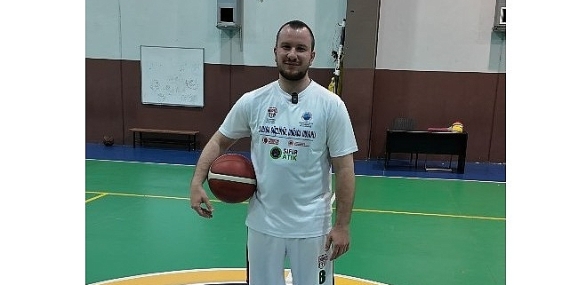 Menderes Belediyesi Basketbol Takımından Dikkat Çeken Hareket
