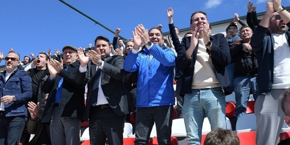 Şampiyonluk Meşalesi Bağlum’da Yakıldı