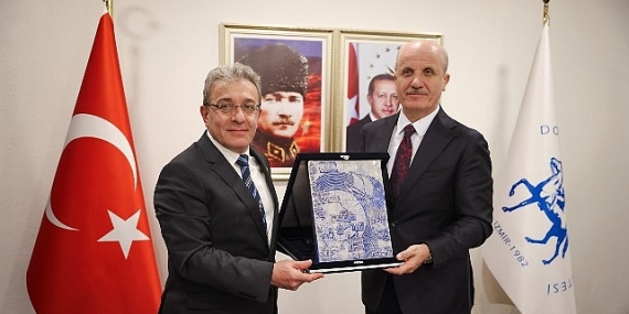 YÖK Başkanı Erol Özvar, DEÜ Ev Sahipliğinde Ege Bölgesi Rektörleri ile Buluştu